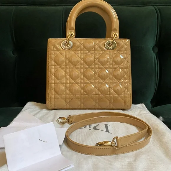 *SOLD* Lady Dior cannage quilted beige patent silver hardware Medium bag - Picture 3 of 16